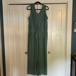 Old navy jumpsuit